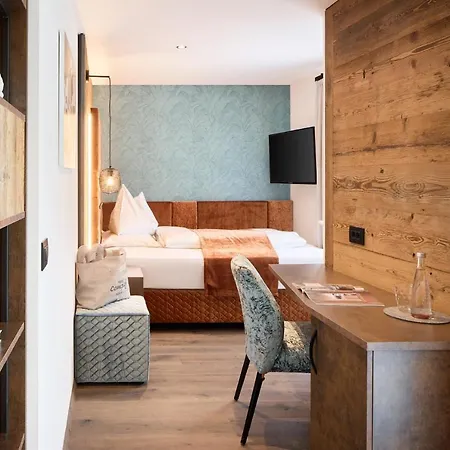 Comploj Adults Only 3*
